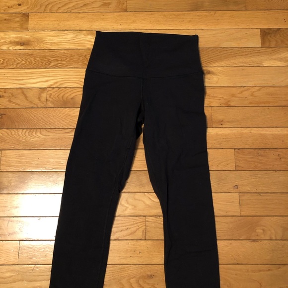 Lululemon cropped black leggings - Picture 3 of 7